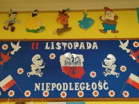 Przedszkolaki  Świętują Niepodległość